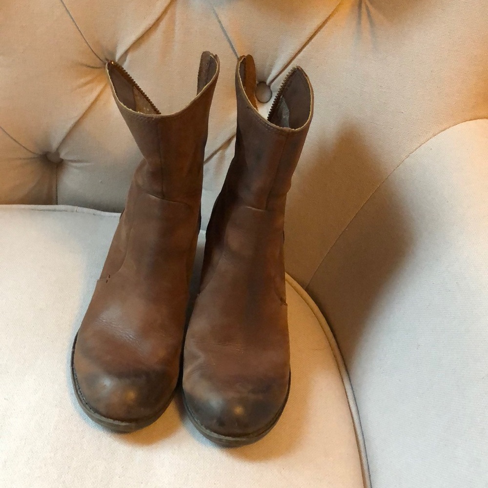 Crown Vintage Brown Leather Boots